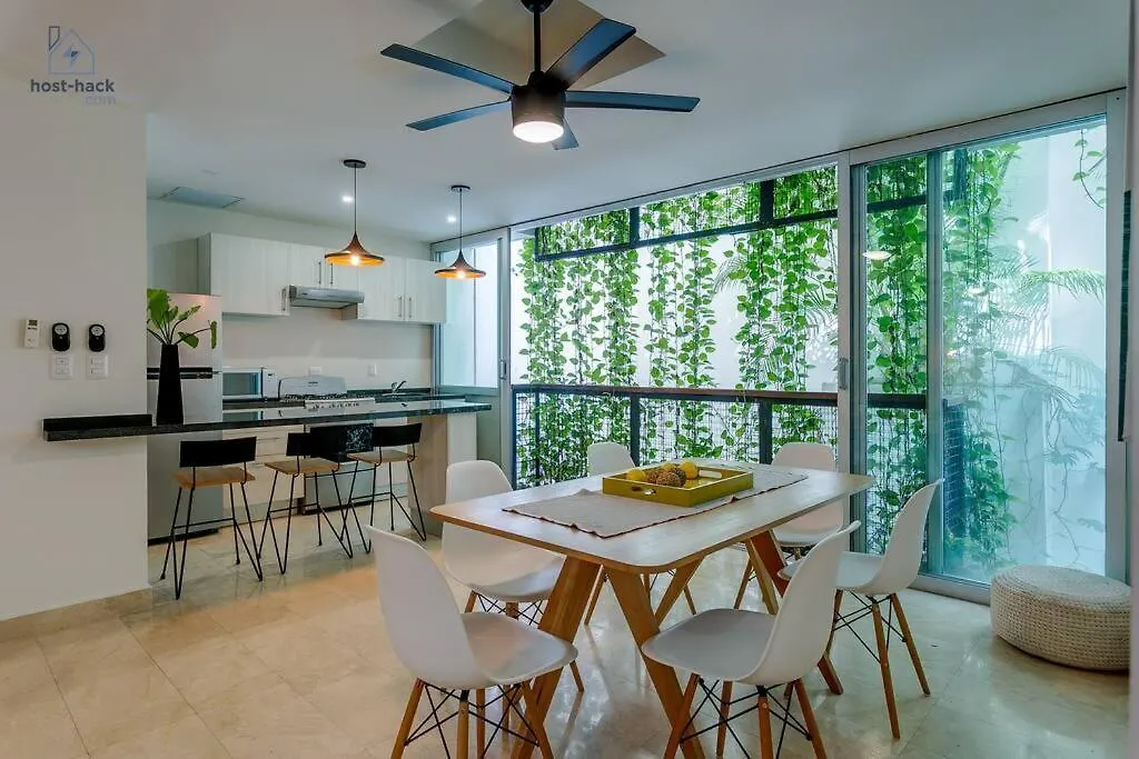 Danzamar 4, 5 Blocks Away From Playa Pelicanos Playa del Carmen 0*,  Mexiko