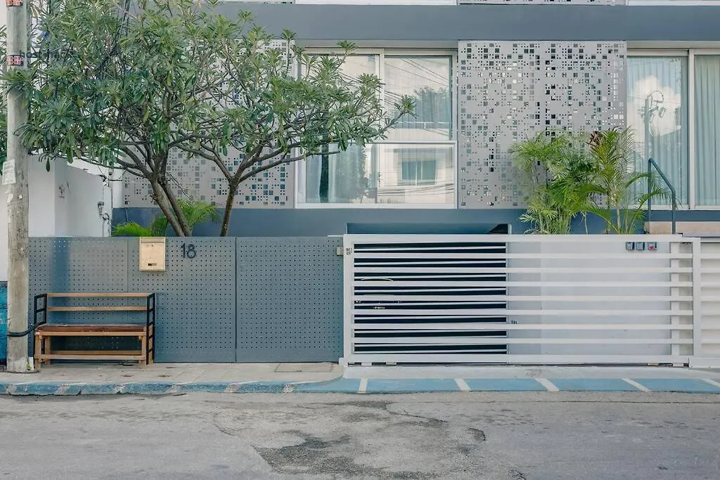Danzamar 4, 5 Blocks Away From Playa Pelicanos contacts
